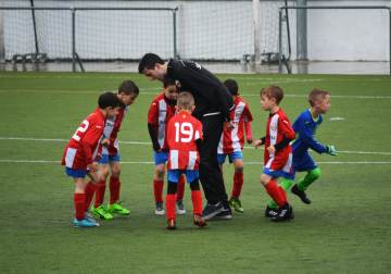 曼城慌了！阿森纳盯上 4500 万天才，瓜帅曾盛赞他太特殊（配图示意）
